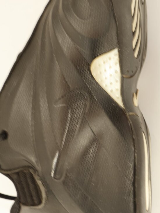Black Nike Air Flightposite basketball shoes, released in 1999 Size 10.5